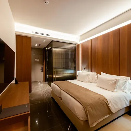 Serbellas Boutique 5* 파포스