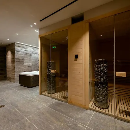 Serbellas Boutique Отель