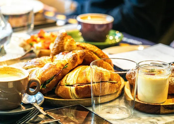 Отель Serbellas Boutique Пафос